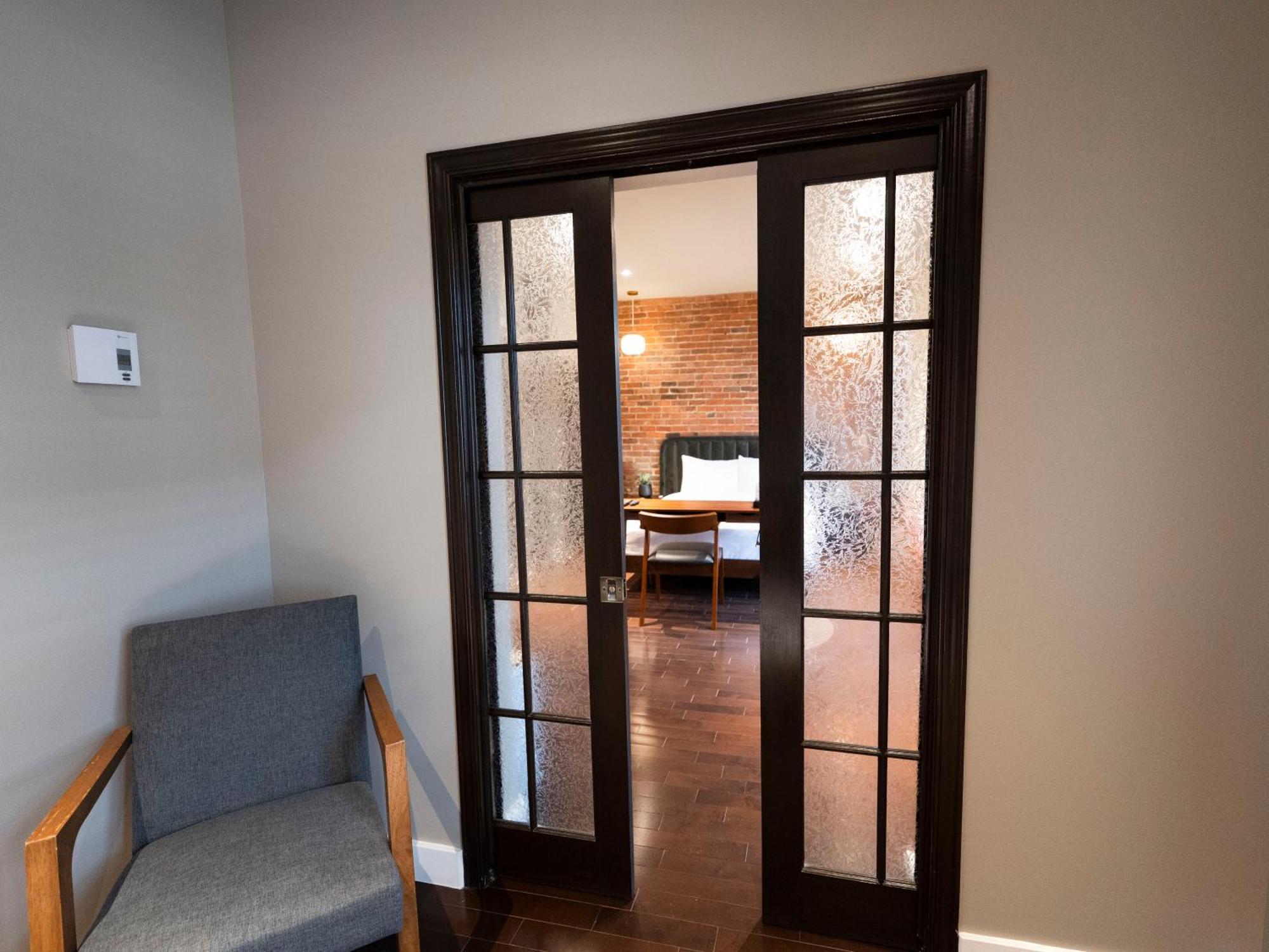 Self Check-In Boutique Hotel - Quartier Latin - Room 201 Montreal Exterior photo